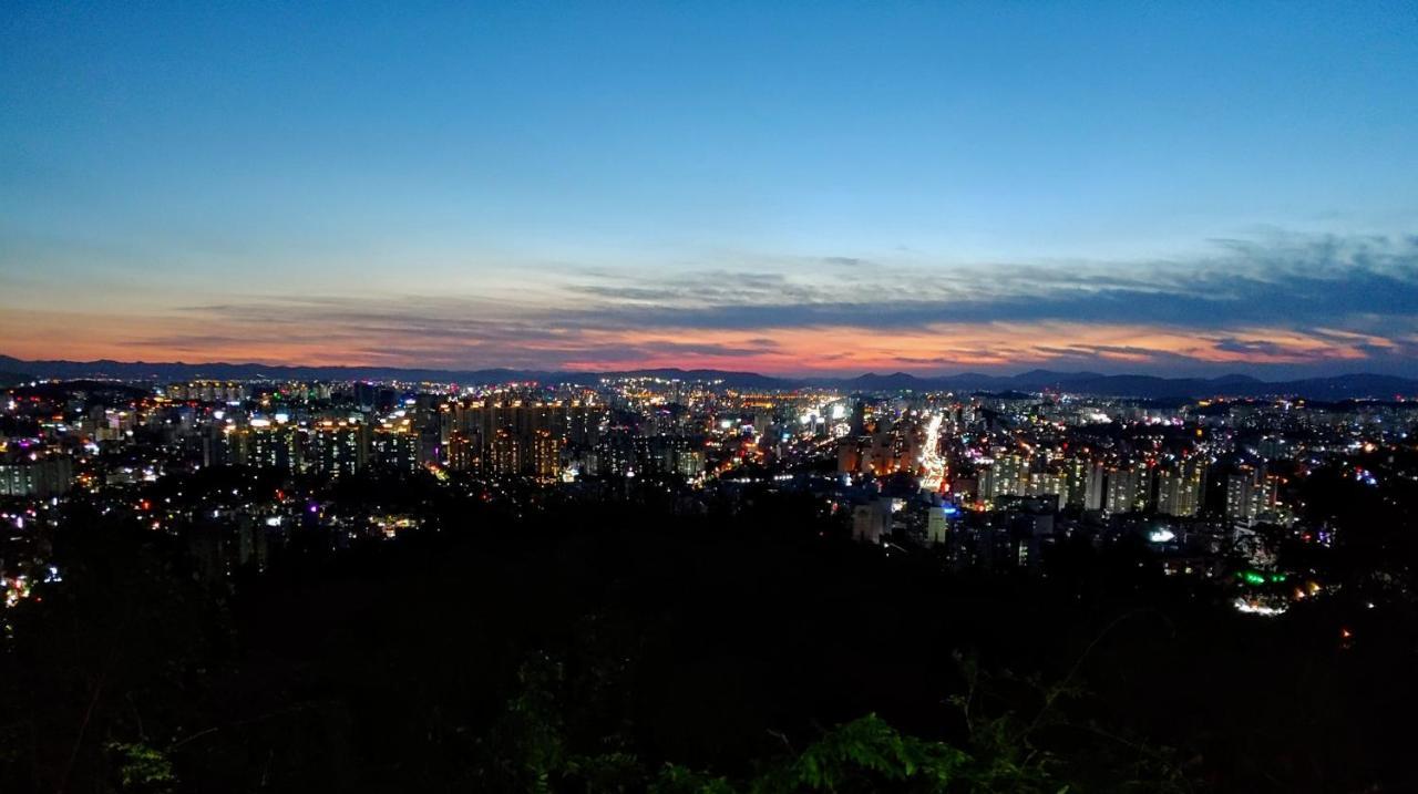 New Gwangju Guesthouse Gwangju Metropolitan City Eksteriør billede